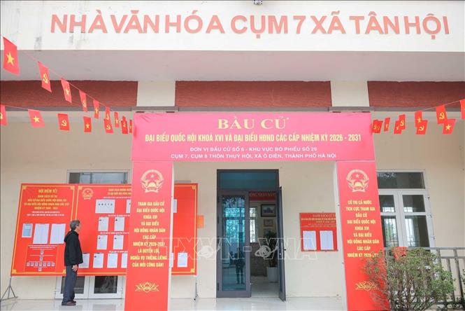 46 điểm bỏ phiếu tại xã Ô Diên về cơ bản đã chuẩn bị xong cơ sở vật chất, sẵn sàng chờ đón ngày bầu cử. Ảnh: Hoàng Hiếu - TTXVN