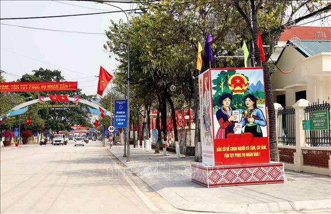 Decorations for the Election Day in the northern province of Son La. VNA Photo