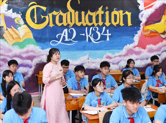 Học sinh lớp 9 Trường THCS Nguyễn Trãi A (xã Thường Tín, Hà Nội) đã sớm ôn luyện kiến thức, chuẩn bị cho kỳ thi vào lớp 10. Ảnh: Thanh Tùng - TTXVN