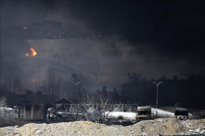 Cơ sở trữ dầu Shehran của Iran tại Tehran là mục tiêu tấn công của lực lượng phối hợp Mỹ-Israel, ngày 8/3/2026. Ảnh: Anadolu Agency/TTXVN