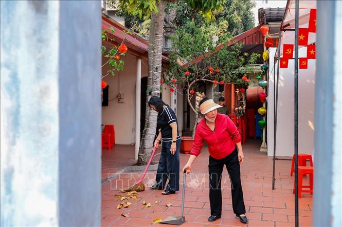 Các điểm bỏ phiếu tại phường Vĩnh Hưng, TP Hà Nội cơ bản đã hoàn tất công tác chuẩn bị, sẵn sàng phục vụ ngày bầu cử. Ảnh: Phạm Tuấn Anh - TTXVN