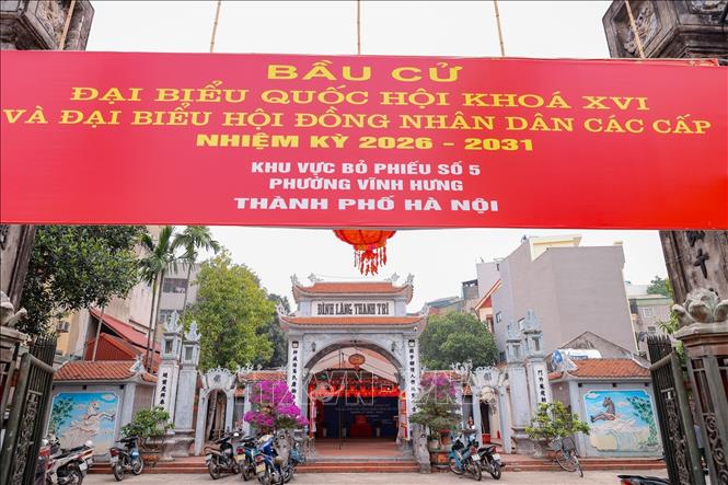 Các điểm bỏ phiếu tại phường Vĩnh Hưng, TP Hà Nội cơ bản đã hoàn tất công tác chuẩn bị, sẵn sàng phục vụ ngày bầu cử. Ảnh: Phạm Tuấn Anh - TTXVN