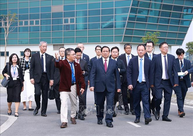 Thủ tướng Phạm Minh Chính dự Lễ khánh thành công trình Trung tâm vũ trụ Việt Nam tại Khu Công nghệ cao Hoà Lạc. Ảnh: Dương Giang-TTXVN