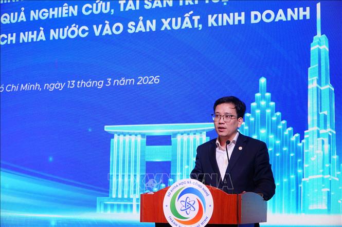 Ông Nguyễn Hoàng Giang, Phó Cục trưởng Cục Sở hữu trí tuệ, Bộ Khoa học và Công nghệ, phát biểu tại Hội nghị. Ảnh: Thu Hoài - TTXVN