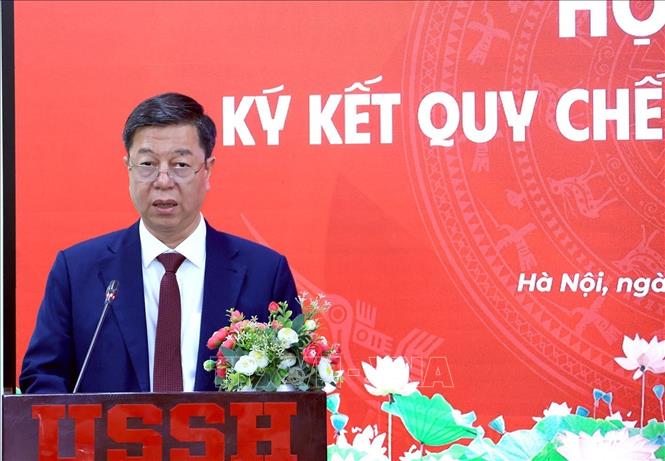 PGS. TS Vũ Trọng Lâm, Giám đốc - Tổng Biên tập Nhà Xuất bản Chính trị Quốc gia Sự thật phát biểu. Ảnh: Tuấn Anh - TTXVN