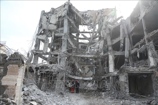 Những tòa nhà bị phá hủy sau các cuộc tấn công tại Tehran, Iran, ngày 12/3/2026. Ảnh: THX/TTXVN