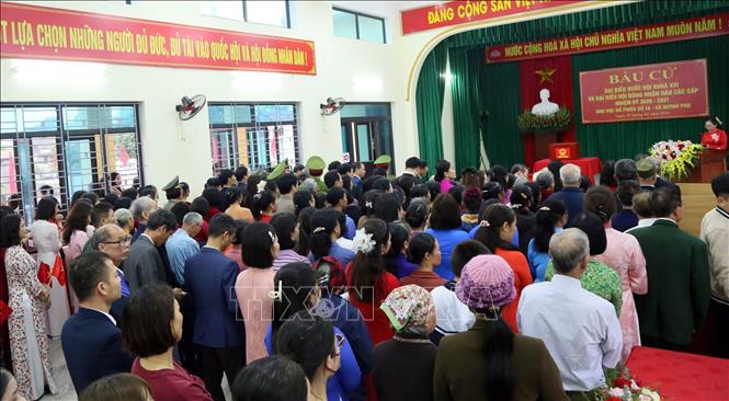 Quang cảnh khai mạc bầu cử tại Khu vực bỏ phiếu số 16, xã Quỳnh Phụ. Ảnh: Nguyễn Công Hải - TTXVN
