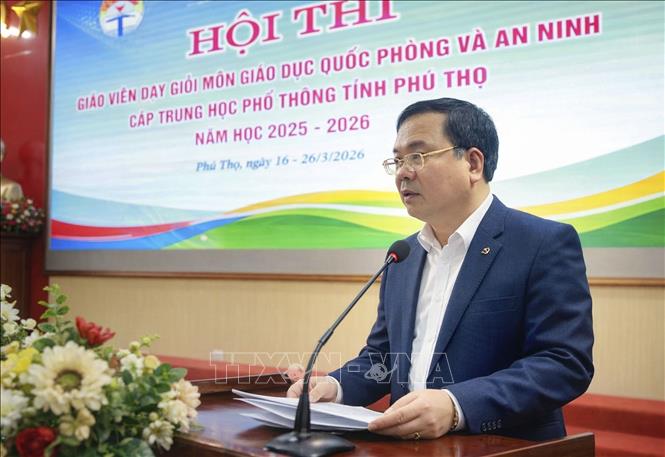 Ông Nguyễn Quang Minh, Phó Giám đốc Sở Giáo dục và Đào tạo tỉnh Phú Thọ, phát biểu khai mạc Hội thi. Ảnh: Hoàng Hùng – TTXVN