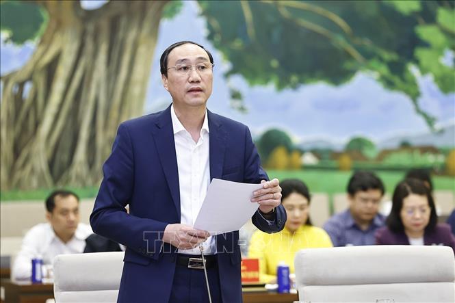 Phó Bí thư Đảng ủy Quốc hội Phùng Khánh Tài phát biểu. Ảnh: Doãn Tấn - TTXVN