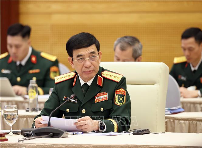 Minister of National Defense Phan Van Giang speaks at the dialogue. VNA Photo: An Đăng 