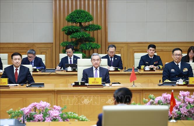 Bộ trưởng Ngoại giao Vương Nghị, Bộ trưởng Quốc phòng Đổng Quân và Bộ trưởng Công an Vương Tiểu Hồng tham dự buổi tiếp. Ảnh: Dương Giang-TTXVN
