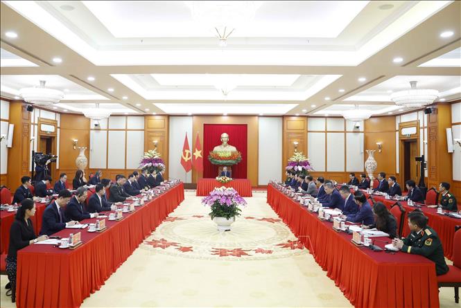 Tổng Bí thư Tô Lâm tiếp Bộ trưởng Ngoại giao Trung Quốc Vương Nghị, Bộ trưởng Công an Trung Quốc Vương Tiểu Hồng, Bộ trưởng Quốc phòng Trung Quốc Đổng Quân. Ảnh: Thống Nhất – TTXVN