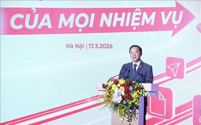 Phó Chủ tịch Quốc hội, Trưởng Ban Chỉ đạo chuyển đổi số Quốc hội Nguyễn Khắc Định phát biểu. Ảnh: Văn Điệp - TTXVN