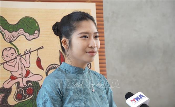 Em Hứa Trần Mai Linh, Trưởng ban tổ chức nhấn mạnh sự kiện là dịp để thế hệ trẻ Việt Nam tại Nga thể hiện trí tuệ tuổi trẻ và khát vọng vươn lên. Ảnh: TTXVN phát