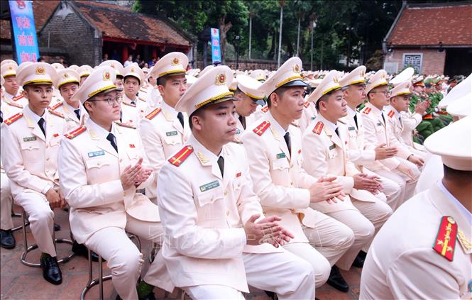 Đoàn viên, thanh niên Công an thành phố Hà Nội tham dự buổi lễ. Ảnh: Phạm Kiên - TTXVN