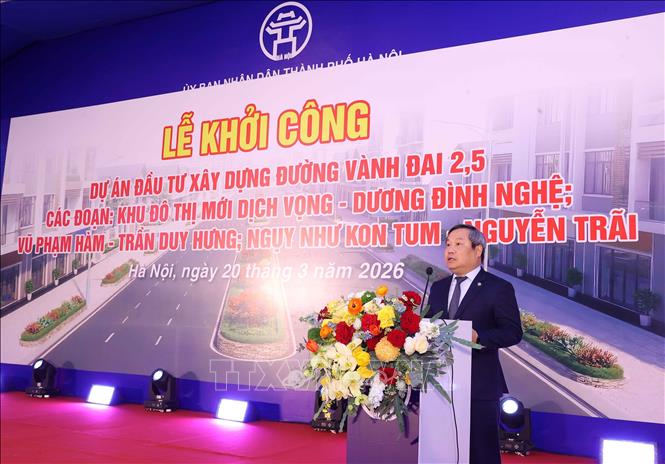 Chủ tịch UBND thành phố Hà Nội Vũ Đại Thắng phát biểu tại lễ khởi công. Ảnh; Văn Điệp - TTXVN