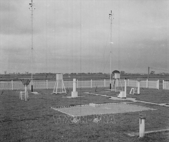 Trạm khí tượng Láng, Hà Nội (1957). Ảnh: Trần Phác - TTXVN