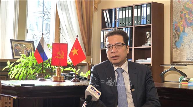 Đại sứ Đặc mệnh toàn quyền nước CHXHCN Việt Nam tại LB Nga Đặng Minh Khôi trả lời phỏng vấn của phóng viên TTXVN tại LB Nga