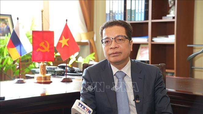 Đại sứ Đặc mệnh toàn quyền nước CHXHCN Việt Nam tại LB Nga Đặng Minh Khôi trả lời phỏng vấn của phóng viên TTXVN tại LB Nga