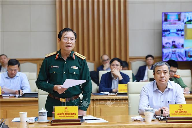 Đại tướng Nguyễn Tân Cương, Tổng Tham mưu trưởng QĐND Việt Nam, Thứ trưởng Bộ Quốc phòng phát biểu. Ảnh: Dương Giang-TTXVN
