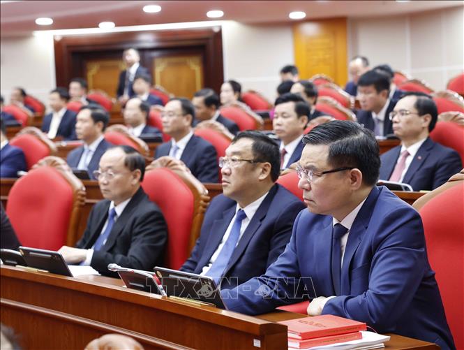 Đại biểu dự khai mạc Hội nghị lần thứ hai Ban Chấp hành Trung ương Đảng khoá XIV. Ảnh: Thống Nhất - TTXVN