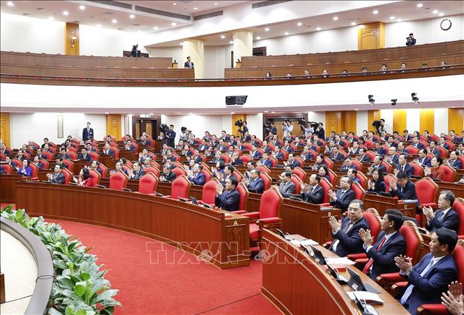 Đại biểu dự khai mạc Hội nghị lần thứ hai Ban Chấp hành Trung ương Đảng khoá XIV. Ảnh: Thống Nhất - TTXVN