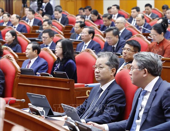 Đại biểu dự khai mạc Hội nghị lần thứ hai Ban Chấp hành Trung ương Đảng khoá XIV. Ảnh: Thống Nhất - TTXVN