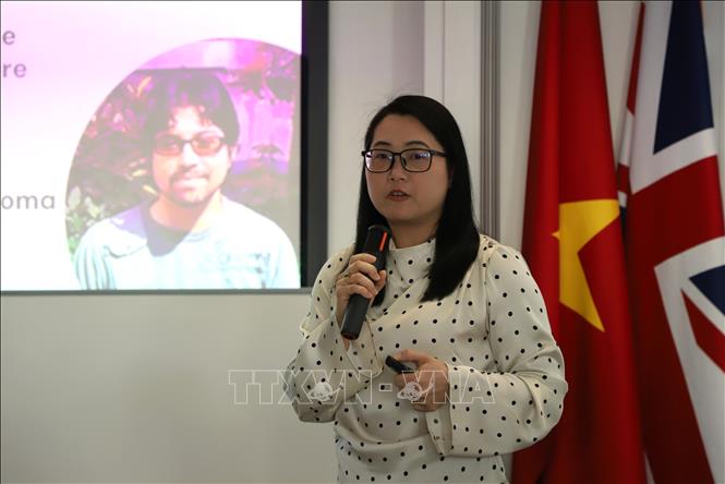 Nguyen Thuy Ba Linh, Associate Professor at University College London and Vice President of VIS, notes that Vietnamese students in the UK benefit from both local insight and global knowledge. VNA Photo: Hữu Tiến