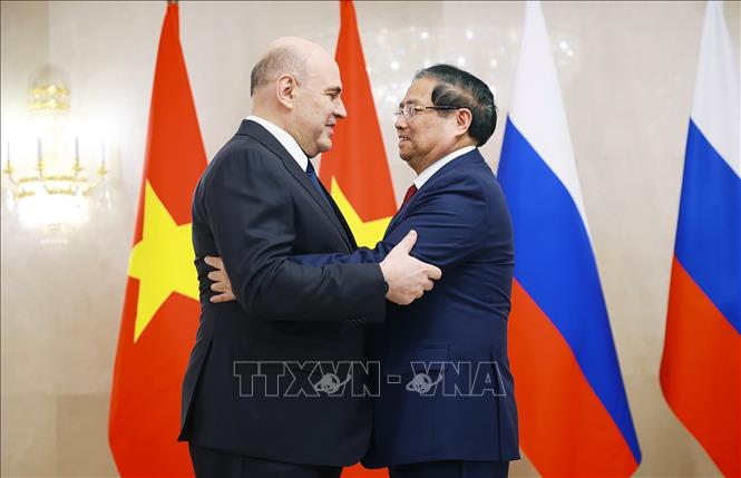 Thủ tướng Phạm Minh Chính hội đàm với Thủ tướng Liên bang Nga Mikhail Mishustin. Ảnh: Dương Giang-TTXVN 
