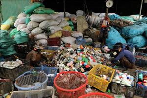 Tây Ninh: Khẩn trương di dời 12 cơ sở thu mua phế liệu có nguy cơ cháy nổ cao