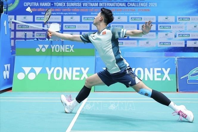 Cặp VĐV Trần Đình Mạnh - Phạm Thị Khánh (Việt Nam) thi đấu xuất sắc, giành chiến thắng 2-0 trước cặp VĐV Ravikrishna - Ananthakumar (UAE) ở nội dung đôi nam nữ. Ảnh: Minh Quyết - TTXVN