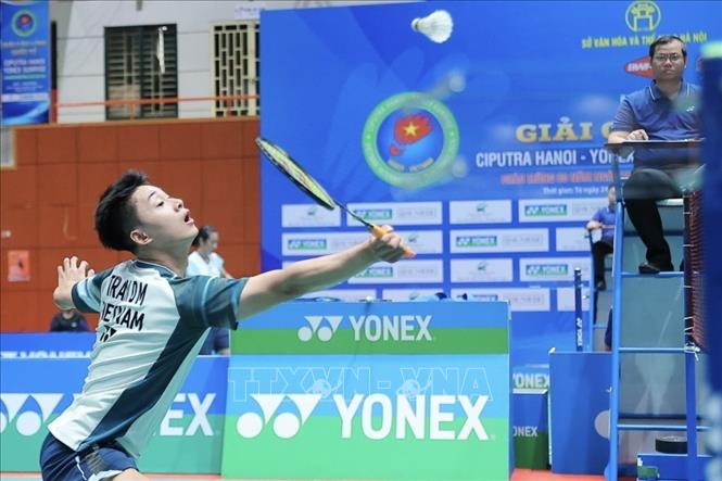 Cặp VĐV Trần Đình Mạnh - Phạm Thị Khánh (Việt Nam) thi đấu xuất sắc, giành chiến thắng 2-0 trước cặp VĐV Ravikrishna - Ananthakumar (UAE) ở nội dung đôi nam nữ. Ảnh: Minh Quyết - TTXVN