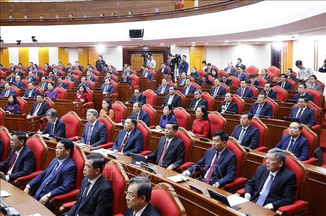 Các đại biểu dự phiên Bế mạc Hội nghị lần thứ hai Ban Chấp hành Trung ương Đảng khoá XIV. Ảnh: Thống Nhất – TTXVN