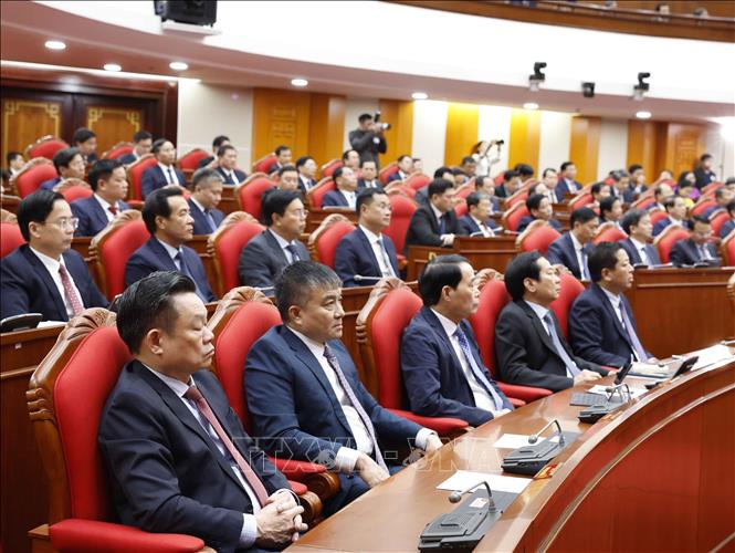 Các đại biểu dự phiên Bế mạc Hội nghị lần thứ hai Ban Chấp hành Trung ương Đảng khoá XIV. Ảnh: Thống Nhất – TTXVN