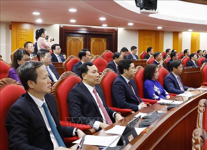 Các đại biểu dự phiên Bế mạc Hội nghị lần thứ hai Ban Chấp hành Trung ương Đảng khoá XIV. Ảnh: Thống Nhất – TTXVN