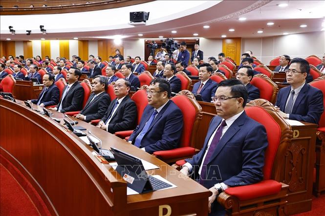 Các đại biểu dự phiên Bế mạc Hội nghị lần thứ hai Ban Chấp hành Trung ương Đảng khoá XIV. Ảnh: Doãn Tấn - TTXVN