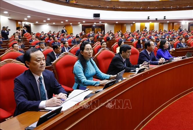 Các đại biểu dự phiên Bế mạc Hội nghị lần thứ hai Ban Chấp hành Trung ương Đảng khoá XIV. Ảnh: Doãn Tấn - TTXVN