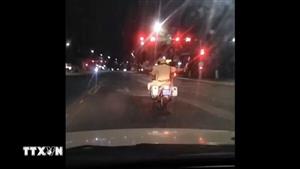 Cảnh sát giao thông mở đường đưa bệnh nhân tai biến cấp cứu trong thời gian vàng