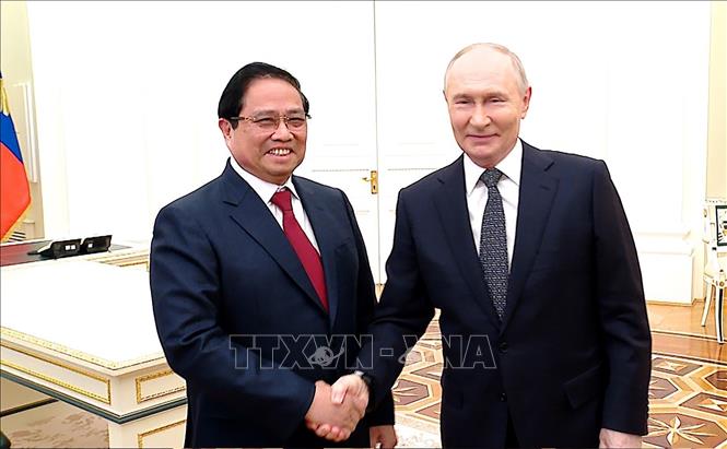 Thủ tướng Phạm Minh Chính hội kiến Tổng thống Nga Vladimir Putin. Ảnh: Dương Giang-TTXVN
