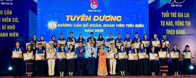 Tuyên dương 95 gương cán bộ đoàn, đoàn viên tiêu biểu năm 2026. Ảnh: Quang Thái - TTXVN
