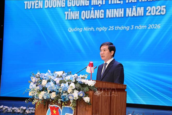 Ông Vũ Quyết Tiến, Phó Bí thư Tỉnh ủy, Chủ tịch Ủy ban MTTQ Việt Nam tỉnh Quảng Ninh phát biểu chỉ đạo. Ảnh: Thanh Vân - TTXVN