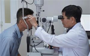 Triển khai phương pháp Phaco không dao - đột phá mới trong điều trị đục thủy tinh thể