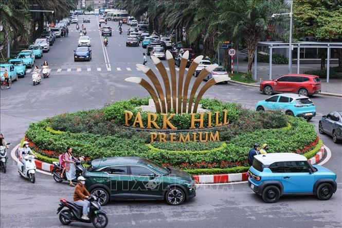 Electric vehicles are becoming increasingly common in people's daily lives. VNA Photo: Hoàng Hiếu