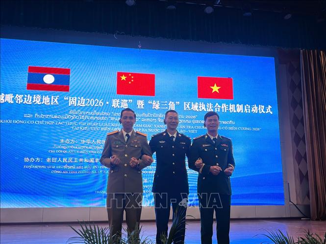 Việc thiết lập cơ chế hợp tác thực thi pháp luật, đánh dấu bước phát triển mới trong quan hệ hợp tác giữa các lực lượng chức năng ba nước. Ảnh: TTXVN phát