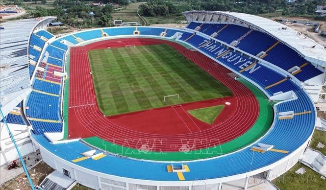 Thể thao Việt Nam đang trải qua bước chuyển mình mạnh mẽ từ các sân tập đơn sơ sang cơ sở hạ tầng hiện đại. Trong ảnh: Sân vận động Thái Nguyên vừa khánh thành, có sức chứa 22.000 chỗ ngồi (19/12/2025). Ảnh: Trần Trang - TTXVN