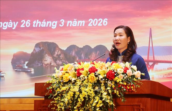 Phó Chủ tịch UBND tỉnh Quảng Ninh Nguyễn Thị Hạnh phát biểu chúc mừng Ngày Thể thao Việt Nam. Ảnh: Văn Đức - TTXVN