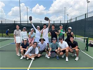 Khởi động sự kiện thể thao tiêu biểu của cộng đồng người Việt tại Singapore