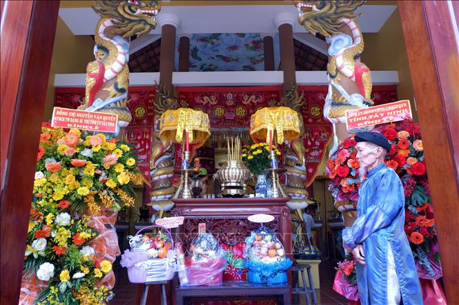 Những người trong Ban Hương hội đình lặng lẽ cống hiến cho các hoạt động cộng đồng. Ảnh: Đức Hạnh - TTXVN