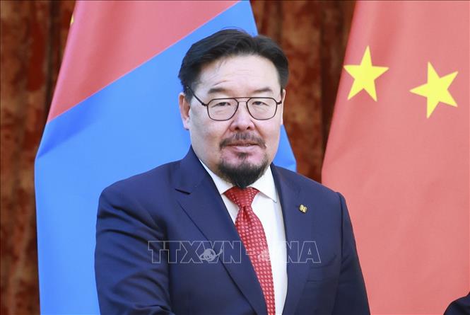 Thủ tướng Mông Cổ Gombojav Zandanshatar trong chuyến công tác tới Moskva, Nga ngày 18/11/2025. Ảnh: THX/TTXVN