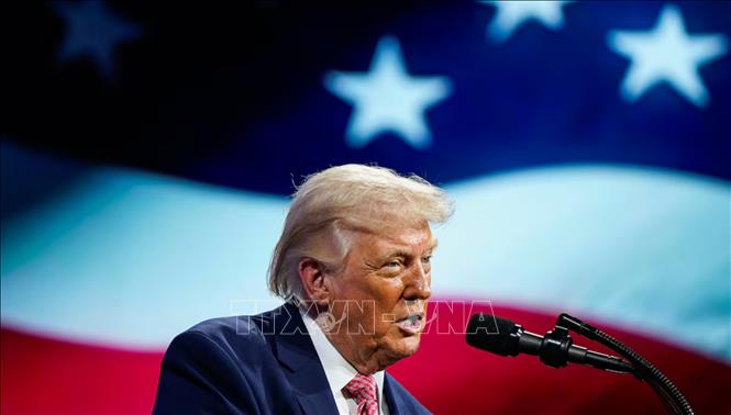 Tổng thống Mỹ Donald Trump phát biểu tại Hội nghị cấp cao của Viện Sáng kiến Đầu tư Tương lai ở Miami, Florida ngày 27/3/2026. Ảnh: REUTERS/TTXVN